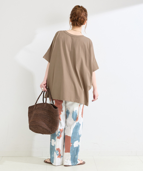 B.C STOCK（ベーセーストック）の「《追加2》ウォッシャブル / 汗染み防止ワイドTEE（Tシャツ/カットソー・レディース・ホワイト/ライトグレー/ブラック/チャコールグレー/ベージュ/カーキ・FREE）」の15枚目の写真