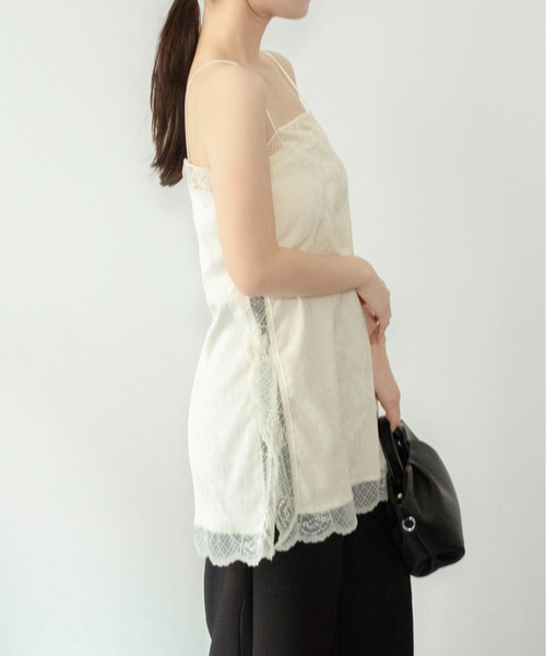 on:nue（オンニュ）の「【on:nue】[着用動画あり！] ベルベットレースキャミトップス（キャミソール・レディース・グレー/マスタード/ブラック/アイボリー・FREE）」の8枚目の写真