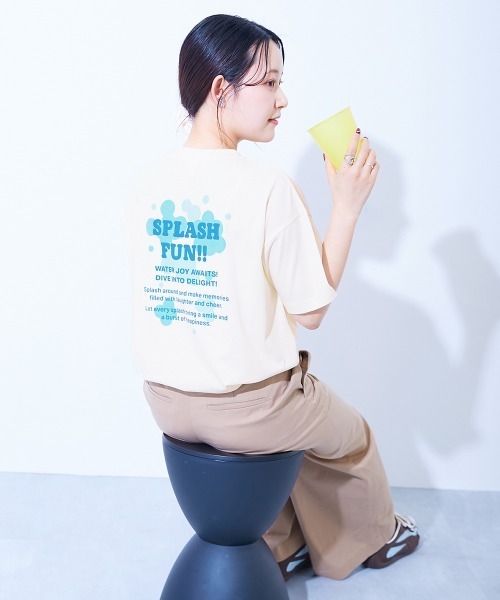 devirock(デビロック)の「【ひやシャリ】接触冷感 デビラボ 大人 プリント半袖Tシャツ(Tシャツ/カットソー・レディース・ブルー系1/ピンク系1/ホワイト系1/ライラック系1/ホワイト系2/ブラック系1/グリーン系1/ブラック系2/ライトグレー系1/ホワイト系3・M/L/LL)」の15枚目の写真