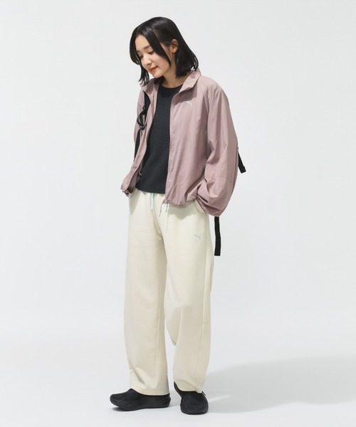 PUMA（プーマ）の「【別注】プーマ PUMA ESS ELEVATED パッカブル ウーブン ソリッド JKT 限定コラボ（ナイロンジャケット・レディース・ブルーグレー/サンドグレー・M/L）」の7枚目の写真