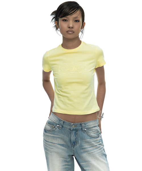 KASHIKO(カシコ)の「Embossed Baby Tee Yellow(Tシャツ/カットソー・レディース・その他・MEDIUM/SMALL)」の1枚目の写真