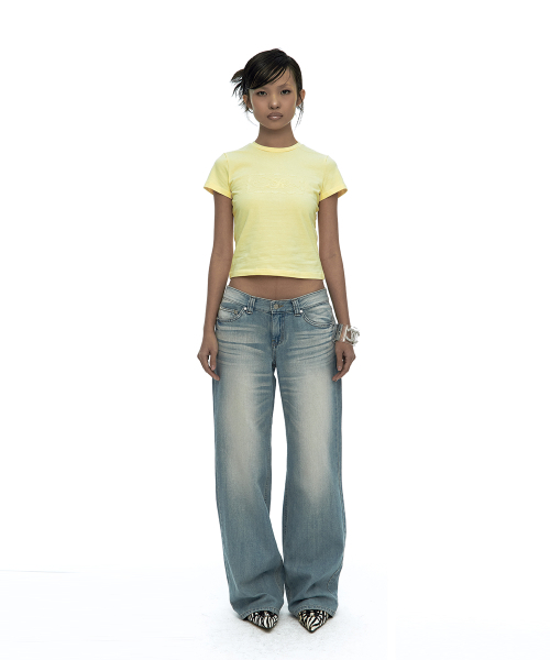 KASHIKO(カシコ)の「Embossed Baby Tee Yellow(Tシャツ/カットソー・レディース・その他・MEDIUM/SMALL)」の2枚目の写真
