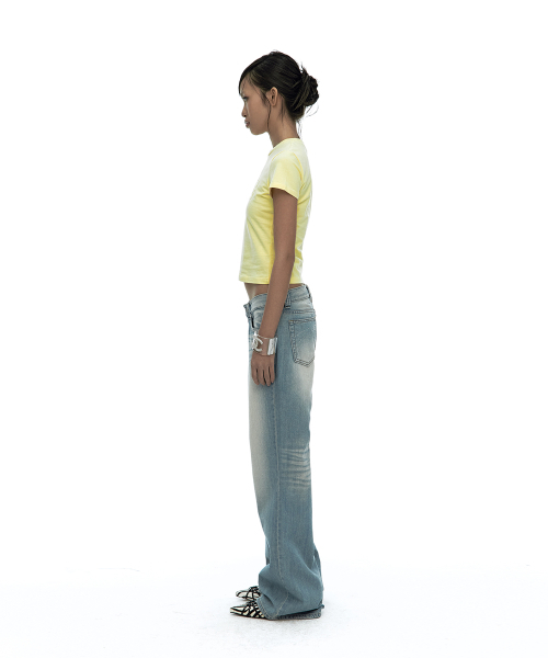 KASHIKO(カシコ)の「Embossed Baby Tee Yellow(Tシャツ/カットソー・レディース・その他・MEDIUM/SMALL)」の3枚目の写真