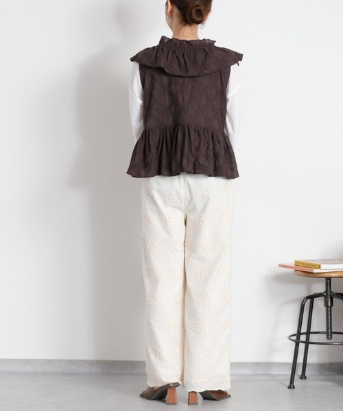 cepo(セポ)の「フリル刺繍ビスチェ(シャツ/ブラウス・レディース・チャコール/オフホワイト・M)」の8枚目の写真