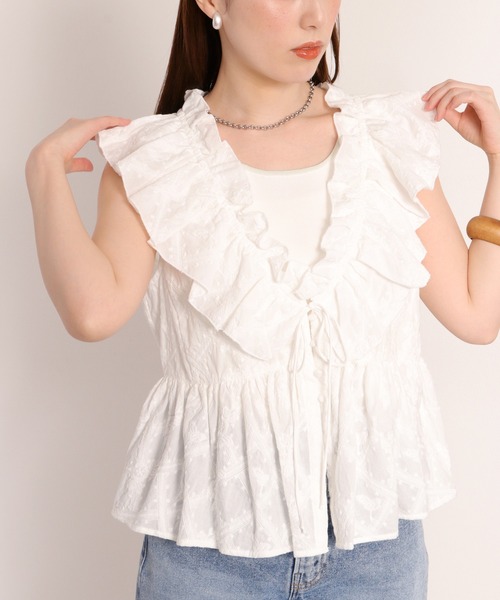 cepo(セポ)の「フリル刺繍ビスチェ(シャツ/ブラウス・レディース・チャコール/オフホワイト・M)」の4枚目の写真