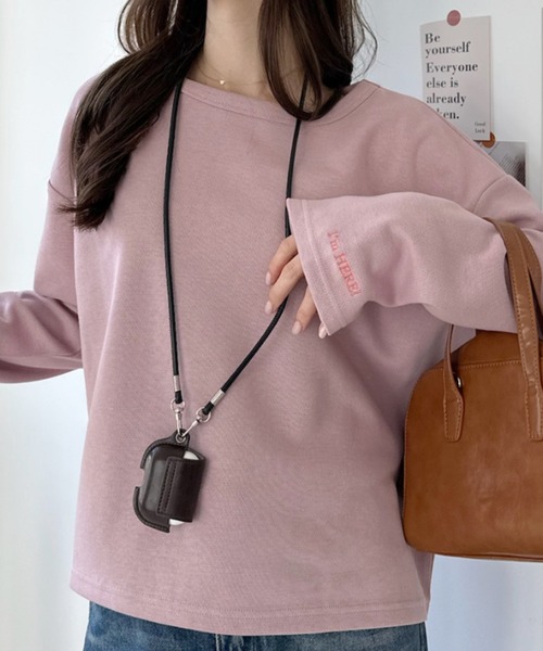 umune(ウムネ)の「ダンボールニット プルオーバー ボートネック ロンT クルーネック カットソー トップス 無地 きれいめ 上品 春秋(Tシャツ/カットソー・レディース・スモークピンク/ブラック/アイボリー・FREE)」の12枚目の写真