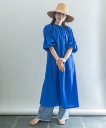 パフ袖ギャザーワンピース