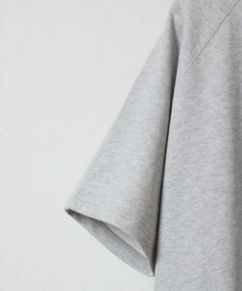 NUMBER (N)INE(ナンバーナイン)の「FIRM COTTON LIGHT SHORT PILE RAGLAN SHORT SLEEVE SWEATSHIRT / ファーム コットン ライト ミニ裏毛 ラグラン ショートスリーブ クルーネック スウェット(スウェット・メンズ・トップグレー/ブラック・M/XL/L)」の11枚目の写真