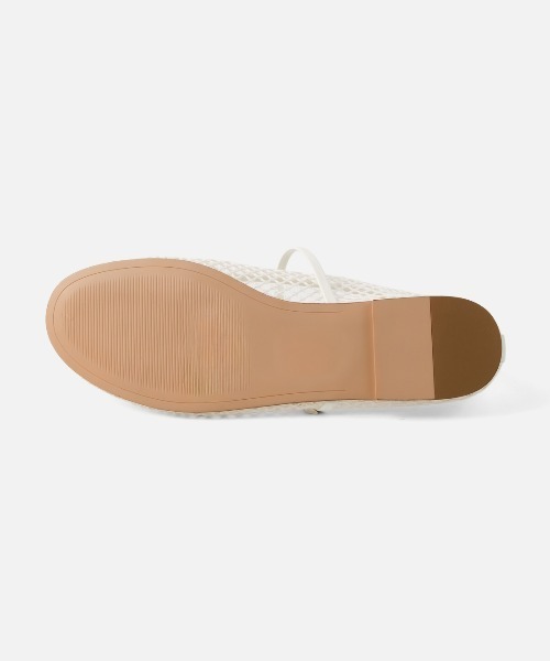 STEVE MADDEN(スティーブマデン)の「シアーメリージェーン/S.MADDEN MAGS-XS(パンプス・レディース・ブラック/ホワイト・23.5-24/23.5cm/23.0cm/22.5cm/24.5cm/24.0cm)」の12枚目の写真