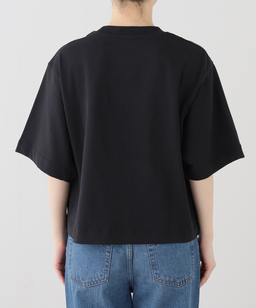 BAUM UND PFERDGARTEN(バウムウンドヘルガーデン)の「BAUM UND PFERDGARTEN バウム ウンド ヘルガーデン JIANA22135(Tシャツ/カットソー・レディース・ブラック・FREE)」の15枚目の写真