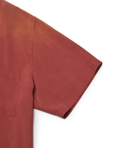 MMIC(エムエムアイシー)の「SUNDOWN SHIRT (BRICK RED)(シャツ/ブラウス・メンズ・その他・LARGE/X-LARGE/MEDIUM)」の4枚目の写真