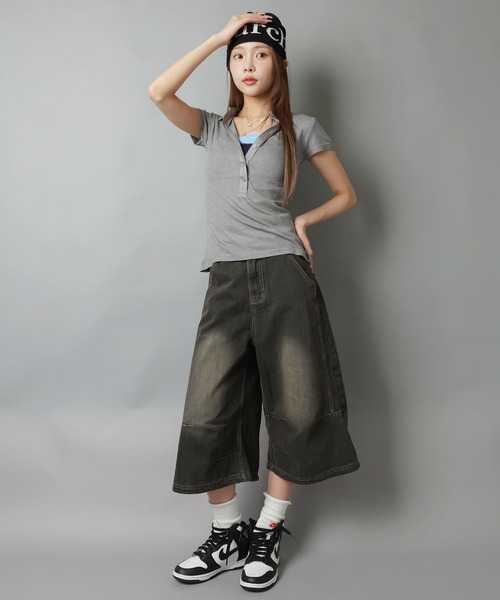SPINNS(スピンズ)の「半袖ポロシャツ/シェイプ(ポロシャツ・レディース・ブラック/オフホワイト/グレー/ネイビー・ONESIZE)」の12枚目の写真