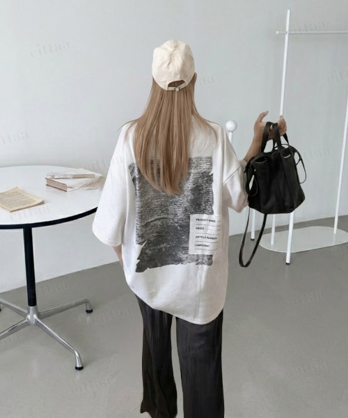 Dalfwin（ダールフィン）の「韓国ファッション VINTAGEバックラベル半袖Tシャツ（Tシャツ/カットソー・レディース・ホワイト/ブラック・FREE）」の17枚目の写真