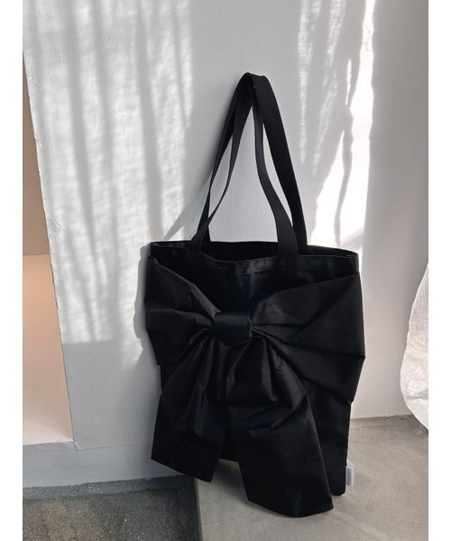 LeSportsac（レスポートサック）の「【SNIDEL×LeSportsac】LG BOW EMERALD TOTE（トートバッグ・レディース・ドット/ブラック/ホワイト・F）」の8枚目の写真