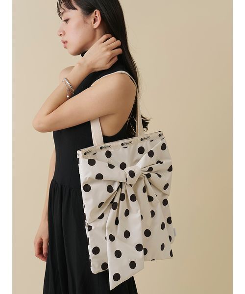LeSportsac（レスポートサック）の「【SNIDEL×LeSportsac】LG BOW EMERALD TOTE（トートバッグ・レディース・ドット/ブラック/ホワイト・F）」の17枚目の写真