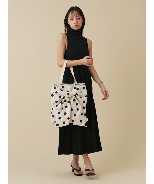 LeSportsac（レスポートサック）の「【SNIDEL×LeSportsac】LG BOW EMERALD TOTE（トートバッグ・レディース・ドット/ブラック/ホワイト・F）」の18枚目の写真