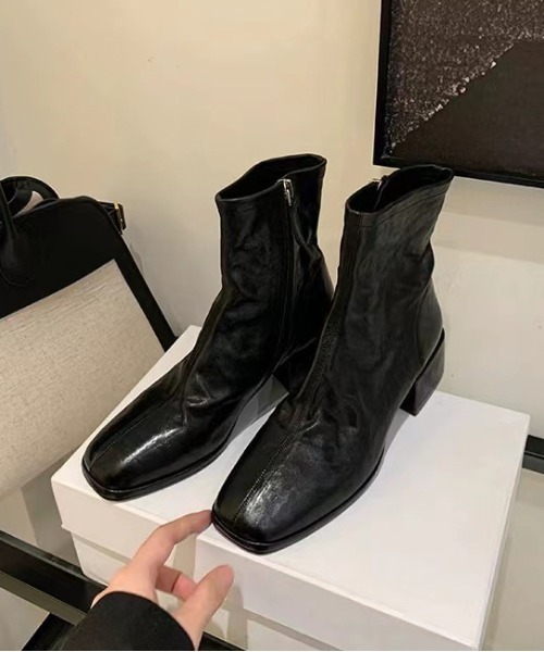 NiiNa(ニーナ)の「【NiiNa】【高品質牛革】スクエアトゥレザーブーツ(ブーツ・レディース・ブラウン・37)」の19枚目の写真