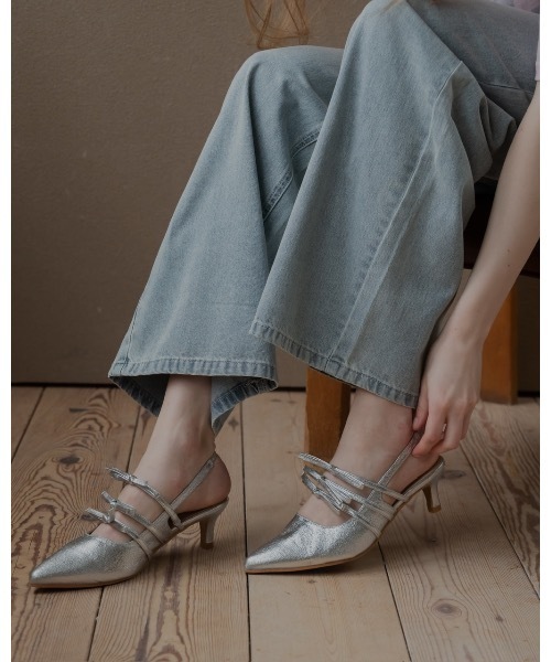 JUMELLE（ジュメロ）の「ポインテッドリボンサンダル（サンダル・レディース・ブラック/シルバー・LARGE/MEDIUM/SMALL）」の14枚目の写真