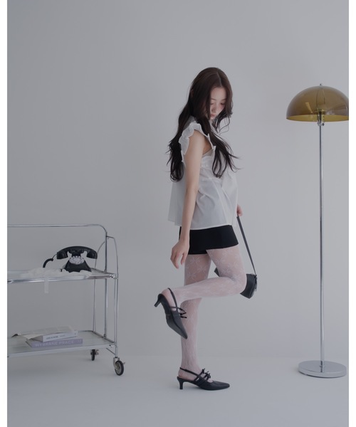 JUMELLE（ジュメロ）の「ポインテッドリボンサンダル（サンダル・レディース・ブラック/シルバー・LARGE/MEDIUM/SMALL）」の13枚目の写真