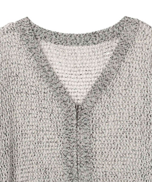 CRAFT STANDARD BOUTIQUE(クラフトスタンダードブティック)の「Vネックメッシュカーディガン(カーディガン/ボレロ・レディース・ダークグレー/グレー系その他/ライトイエロー・FREE)」の4枚目の写真