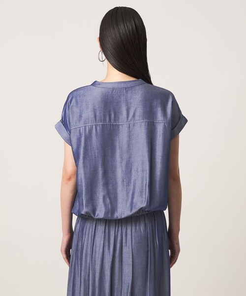 A DAY IN THE LIFE UNITED ARROWS(アデイインザライフユナイテッドアローズ)の「シャンブレー スキッパーブラウス ‐セットアップ対応‐ <A DAY IN THE LIFE>(シャツ/ブラウス・レディース・ダークグレー/オリーブ/ロイヤルブルー・FREE)」の11枚目の写真