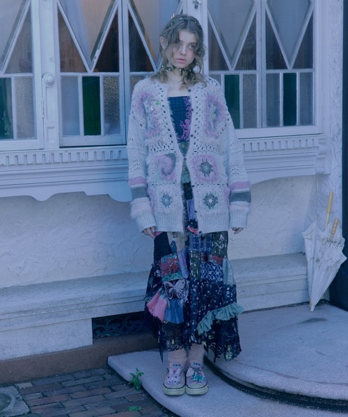 rurumu:(ルルムウ)の「rurumu:/ルルムウ/Daisy granny square cardigan(カーディガン/ボレロ・レディース・アイボリー/ボルドー/グレー系その他・F)」の4枚目の写真