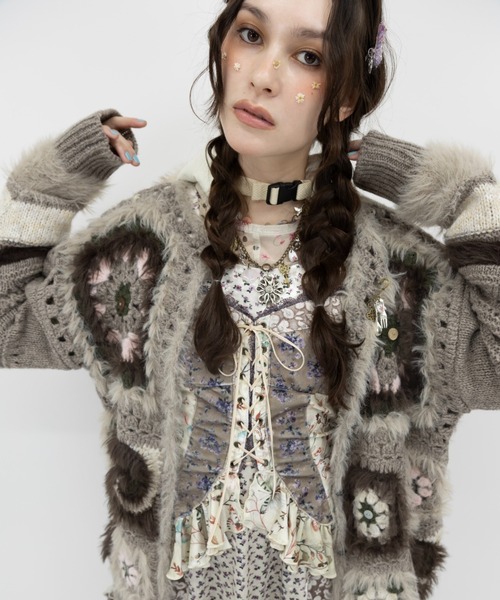 rurumu:(ルルムウ)の「rurumu:/ルルムウ/Daisy granny square cardigan(カーディガン/ボレロ・レディース・アイボリー/ボルドー/グレー系その他・F)」の17枚目の写真
