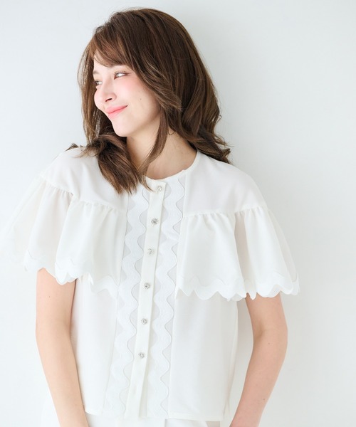 Chesty（チェスティー）の「スカラップフレアブラウス（シャツ/ブラウス・レディース・オフホワイト・0/1）」の5枚目の写真