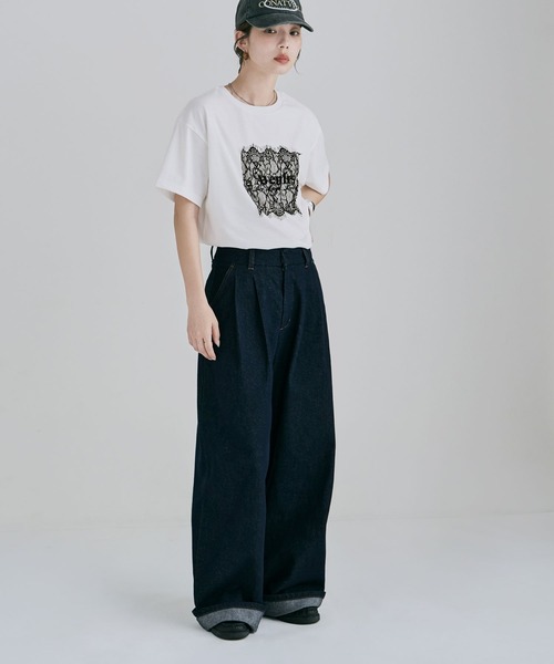 etoll.(エトル)の「UVカット&接触冷感 レースロゴ刺繍Tシャツ(Tシャツ/カットソー・レディース・オフホワイト/ブラック・FREE)」の5枚目の写真