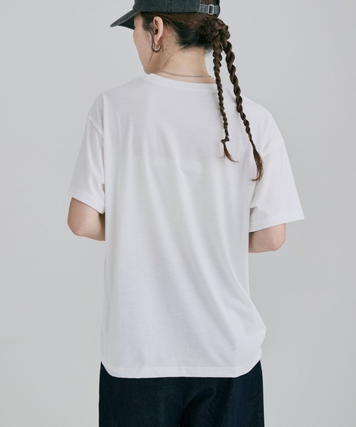 etoll.(エトル)の「UVカット&接触冷感 レースロゴ刺繍Tシャツ(Tシャツ/カットソー・レディース・オフホワイト/ブラック・FREE)」の8枚目の写真