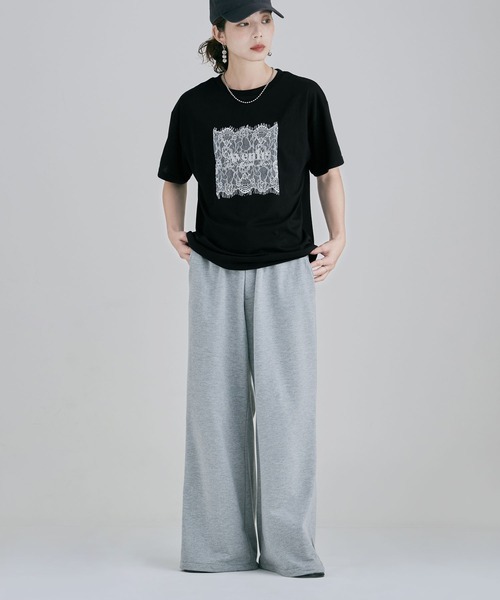 etoll.(エトル)の「UVカット&接触冷感 レースロゴ刺繍Tシャツ(Tシャツ/カットソー・レディース・オフホワイト/ブラック・FREE)」の13枚目の写真