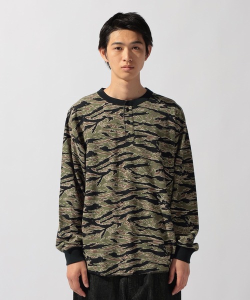 niko and...(ニコアンド)の「USAコットンワッフルヘンリーTシャツ(Tシャツ/カットソー・メンズ・オフホワイト/ベージュ/ブラック/グリーン・LARGE/MEDIUM)」の21枚目の写真