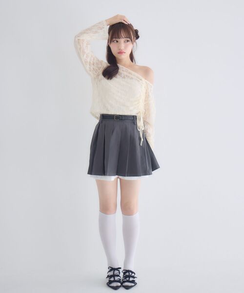 ems excite(エムズエキサイト)の「ワンショルレースドロストカットソー(Tシャツ/カットソー・レディース・ホワイト/ブラック/ナチュラル・FREE)」の8枚目の写真