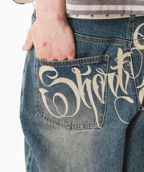 SHORT ROUND(ショートラウンド)の「SHORT ROUND/【26年春夏新作】バックグラフィックデニムパンツ(デニムパンツ・メンズ・ブラック系3/コバルトブルー・LARGE/MEDIUM)」の8枚目の写真