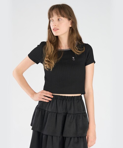 To b. by agnes b.(トゥービーバイアニエスベー)の「ハート ロゴ コンパクト Tシャツ(Tシャツ/カットソー・レディース・ブラック・40/38)」の1枚目の写真