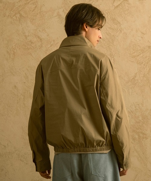 CIRCLEE(サークリー)の「CIRCLEE(サークリー)スキッパーデザイントップス(シャツ/ブラウス・メンズ・ベージュ/ブラック・L/M/XL)」の12枚目の写真