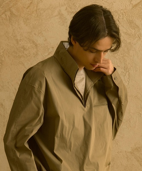 CIRCLEE(サークリー)の「CIRCLEE(サークリー)スキッパーデザイントップス(シャツ/ブラウス・メンズ・ベージュ/ブラック・L/M/XL)」の16枚目の写真