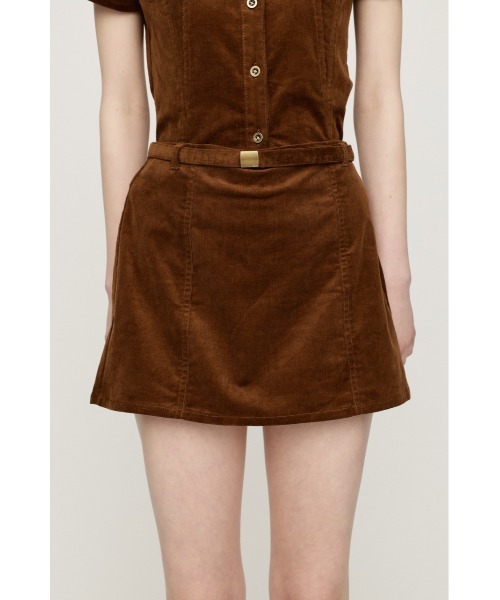 SLY(スライ)の「BELTED CORDUROY S/SKORT ベルテッドコーデュロイショートスコート 秋服 冬服(スカート・レディース・ブラック/ブラウン/ベージュ・0/1)」の3枚目の写真