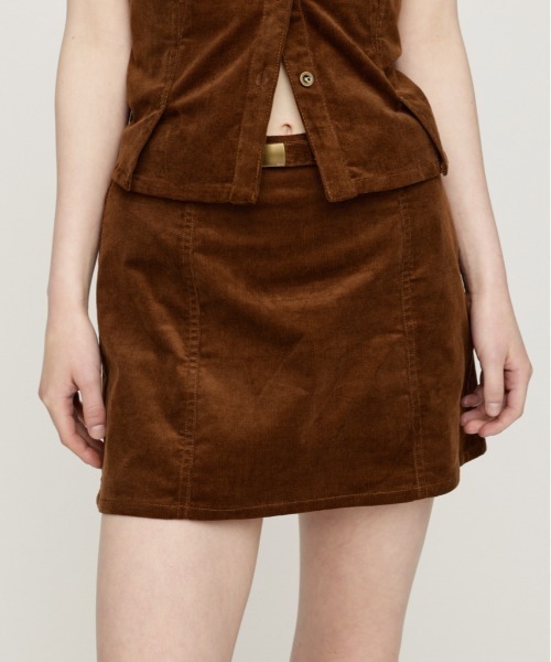SLY(スライ)の「BELTED CORDUROY S/SKORT ベルテッドコーデュロイショートスコート 秋服 冬服(スカート・レディース・ブラック/ブラウン/ベージュ・0/1)」の11枚目の写真