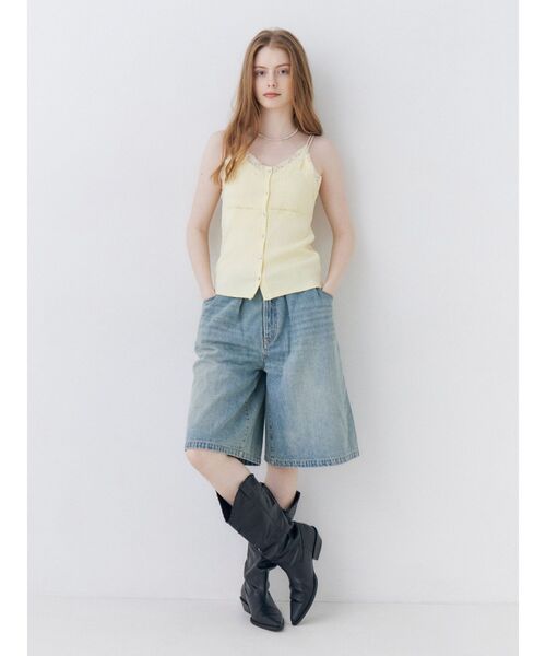 Ungrid（アングリッド）の「レースボタンデザインキャミトップス（Tシャツ/カットソー・レディース・イエロー/ブラック/ブラウン・FREE）」の9枚目の写真
