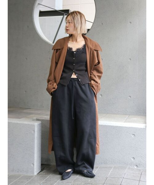 Ungrid（アングリッド）の「レースボタンデザインキャミトップス（Tシャツ/カットソー・レディース・イエロー/ブラック/ブラウン・FREE）」の12枚目の写真