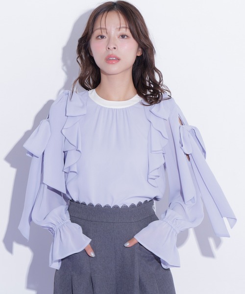JILL by JILL STUART（ジルバイジルスチュアート）の「ショルダーラッフルリボンブラウス（シャツ/ブラウス・レディース・ホワイト/ブルー/ブラック・FREE）」の15枚目の写真