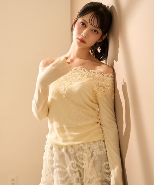 krahe（クレーエ）の「レース襟オフショルダーカットソー（Tシャツ/カットソー・レディース・キャメル/ブラック/モカ/ベージュ・FREE）」の5枚目の写真
