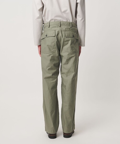UNITED ARROWS（ユナイテッドアローズ）の「オーガニックコットン バックサテン ファティーグパンツ（その他パンツ・メンズ・オリーブ・L/XL/S/M）」の7枚目の写真