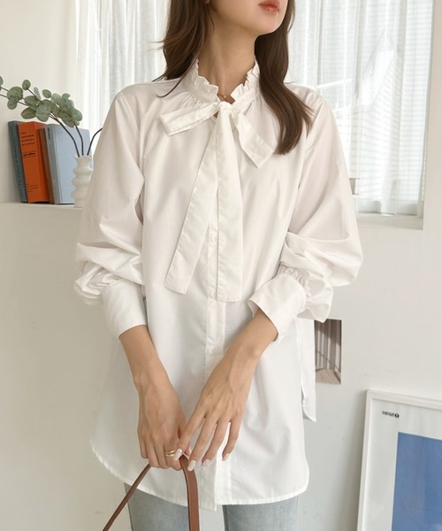 Eclat one（エクラワン）の「【オンオフ使える/1枚で華やか】上品クラシカル。ボウタイフリルネック長袖ブラウス（シャツ/ブラウス・レディース・ホワイト/ライトブルー/ブラック・FREE）」の11枚目の写真