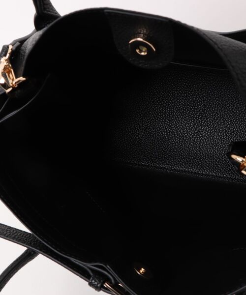 Andemiu(アンデミュウ)の「ベルトレザーBAG/1055985(トートバッグ・レディース・ブラック/ベージュ系その他・FREE)」の6枚目の写真