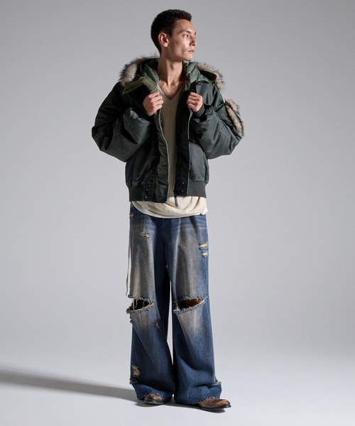 GRANCY(グランシー)の「【GRANCY】ファーポケットデザインフェードN2Bジャケット / Furpocket Design Faded N2B Jacket(ダウンジャケット/コート・メンズ・ブラック/カーキ・L/M/S)」の4枚目の写真