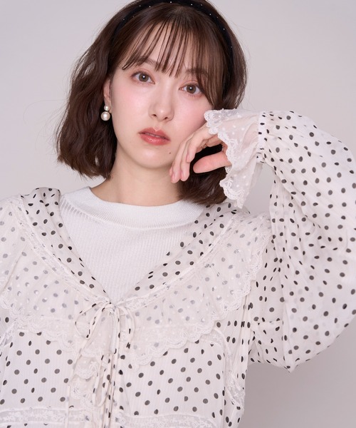 MISCH MASCH(ミッシュマッシュ)の「2026秋冬新作 ドットラッフルレースブラウス(シャツ/ブラウス・レディース・ブラック/ホワイト・フリ-)」の11枚目の写真