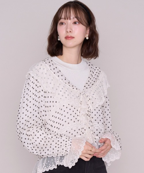 MISCH MASCH(ミッシュマッシュ)の「2026秋冬新作 ドットラッフルレースブラウス(シャツ/ブラウス・レディース・ブラック/ホワイト・フリ-)」の8枚目の写真