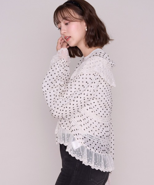 MISCH MASCH(ミッシュマッシュ)の「2026秋冬新作 ドットラッフルレースブラウス(シャツ/ブラウス・レディース・ブラック/ホワイト・フリ-)」の7枚目の写真